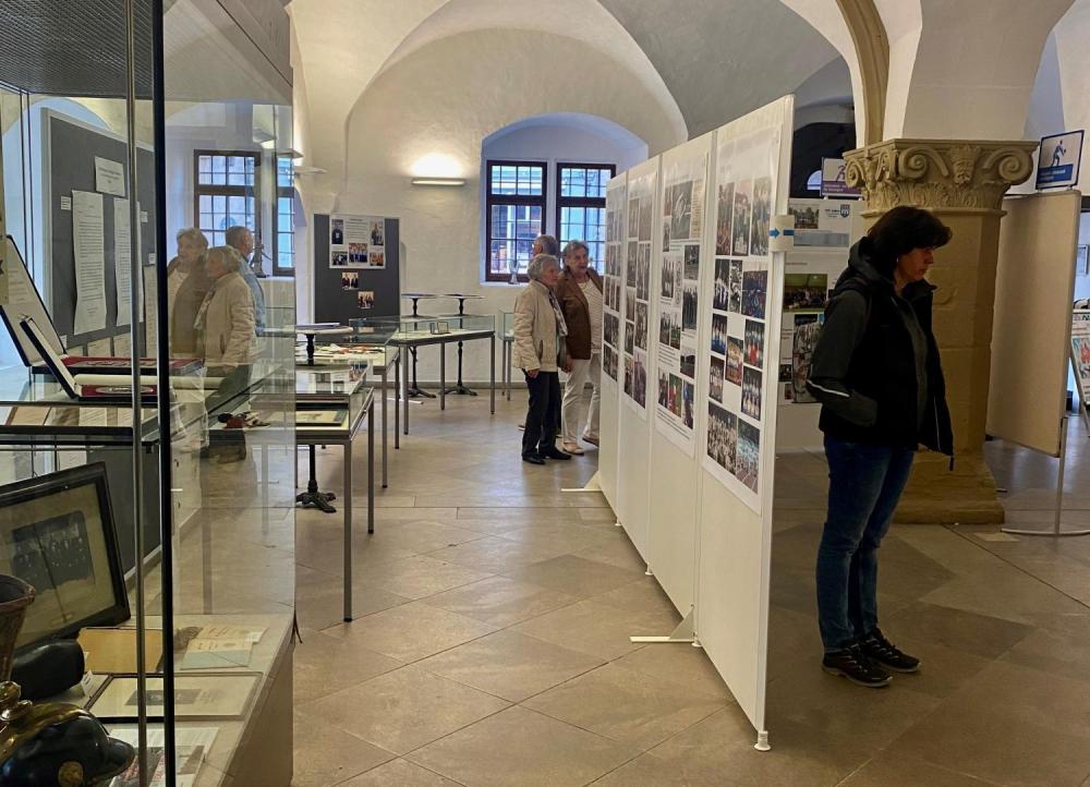 Ausstellung Rathaushalle 175 Jahre Turngemeinde Kitzingen | TG-Kitzingen